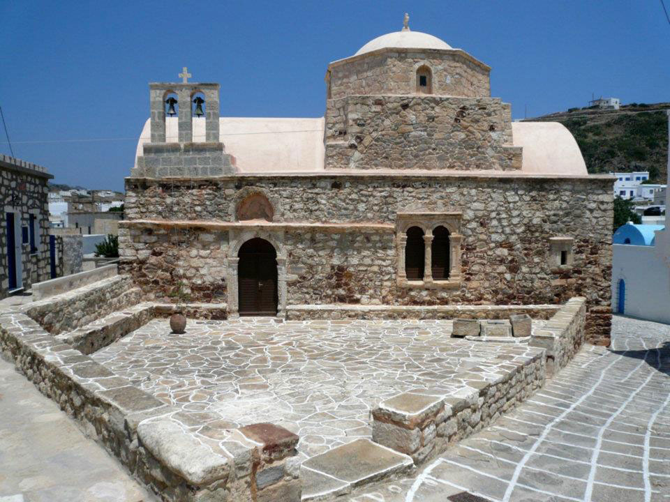 L'église de Chrisostomos à Kimolos